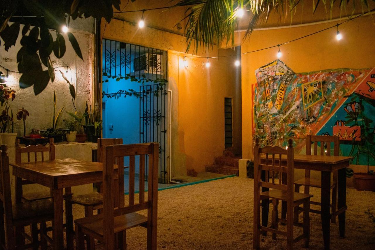 ميريدا Hotel Posada 57 المظهر الخارجي الصورة