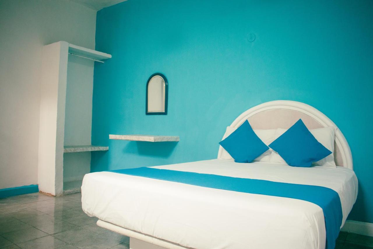 ميريدا Hotel Posada 57 المظهر الخارجي الصورة