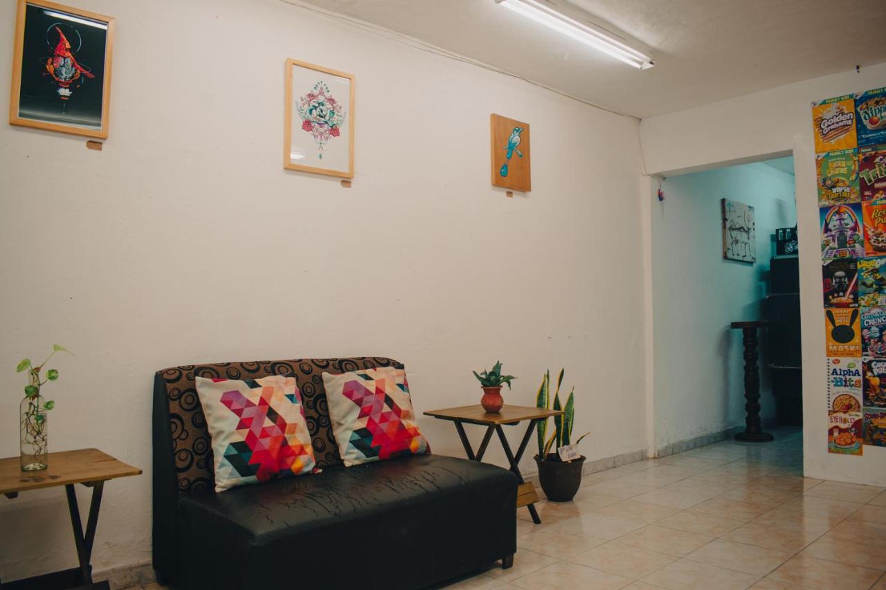 ميريدا Hotel Posada 57 المظهر الخارجي الصورة