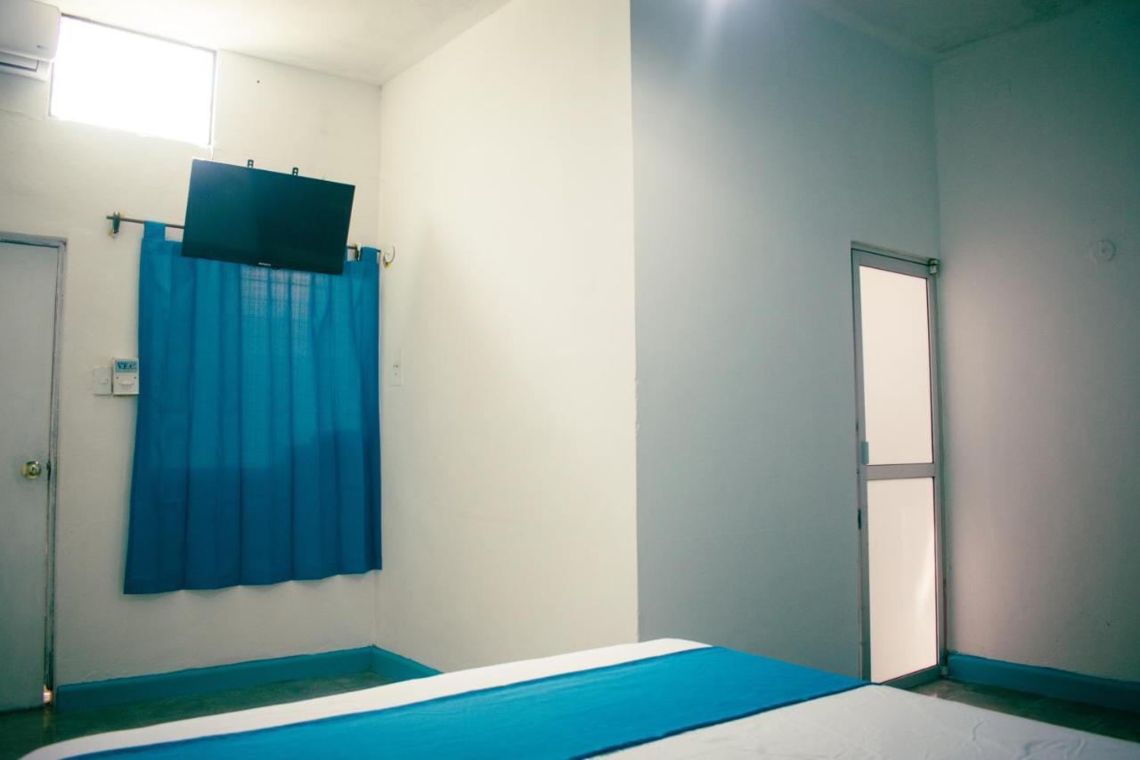 ميريدا Hotel Posada 57 المظهر الخارجي الصورة