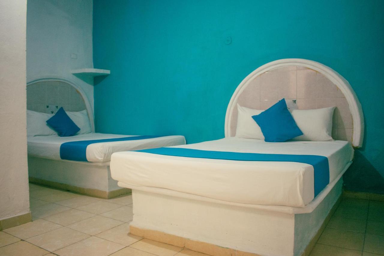 ميريدا Hotel Posada 57 المظهر الخارجي الصورة